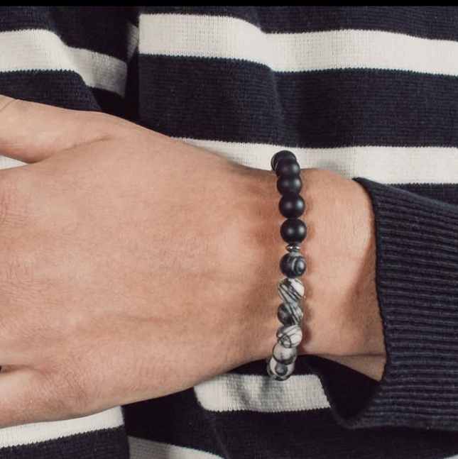 Good Spirits Bracelet – Silk Stone + Onyx