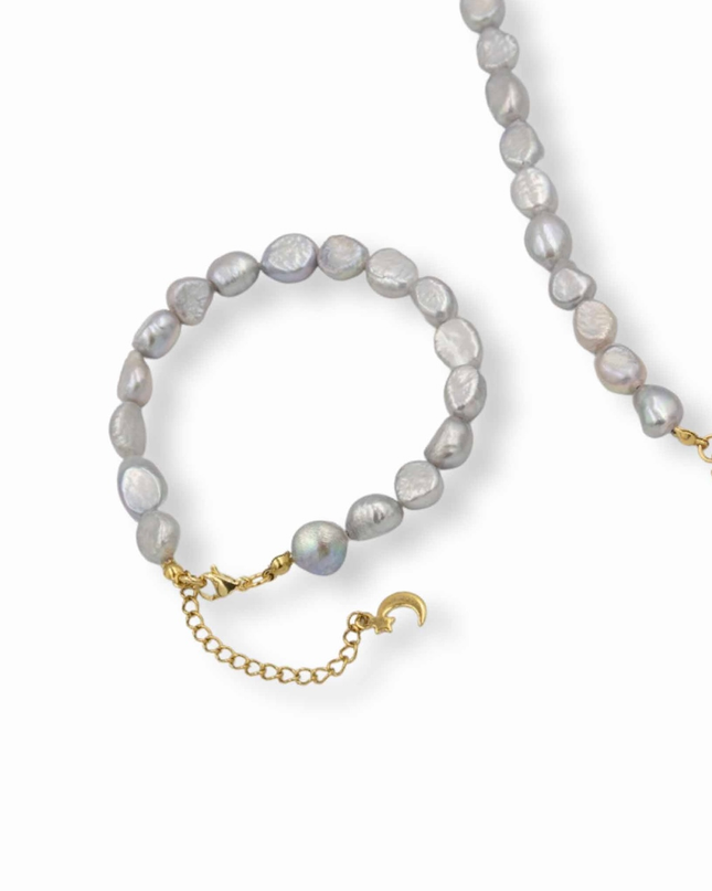 Ethereal Glow Bracelet – Organic Pearls