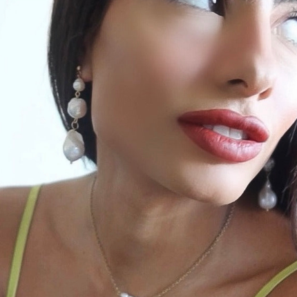 Artemis Pearl Dangle Earrings