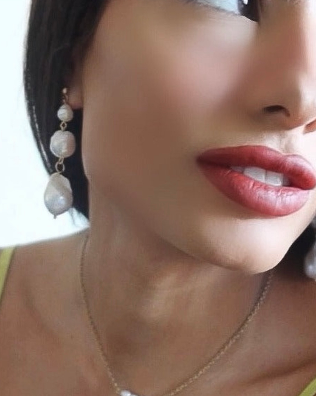 Artemis Pearl Dangle Earrings