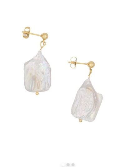 La Belle Pearl Drop Earrings