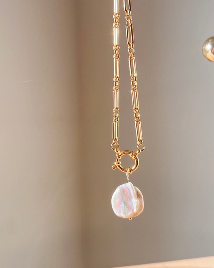 Venus Pearl Necklace