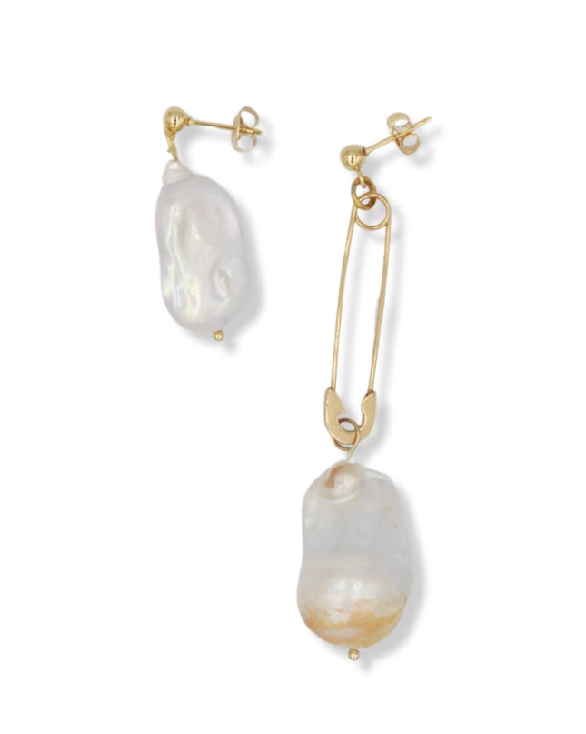 Mi Peregrina Pearl Earrings