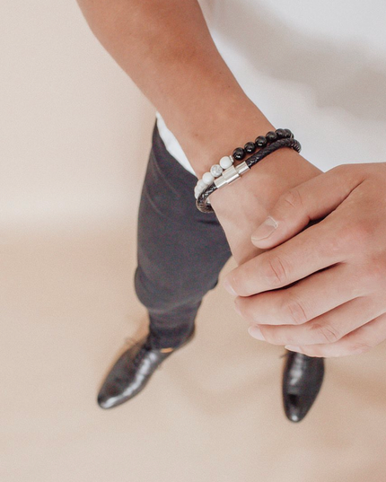 Centered Bracelet - Howlite Stone + Onyx
